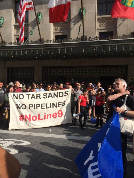 "No tar sands. No pipelines. #NoLine9" [Credit: Iris Robin]