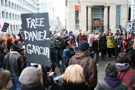 More than 100 people rally to support Daniel Garcia. Toronto, Dec 31, 2010. Photo: Sandra Cuffe