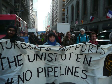 "Toronto supports the Unist'ot'en #No Pipelines," reads the banner. Photo: Hillary Lindsay