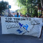 Protesters Reach out to Kensington Market PHOTO Sharmeen Khan