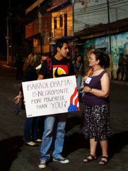 Luis Aguilar, a student at UNAH, sends a message to Obama that made it to CNN Espagnol, outside the Brazilian Embassy, Tegucigalpa, Nov 25 2009