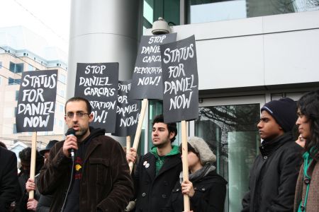 Daniel Garcia's ESL teacher Hillel Heinstein speaks out to support his student's freedom. Toronto, December 31, 2010. Photo: Sandra Cuffe